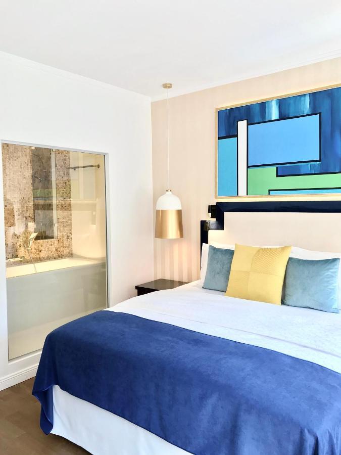 Luxury Apartments Mondrian Market Square III Варшава Екстер'єр фото