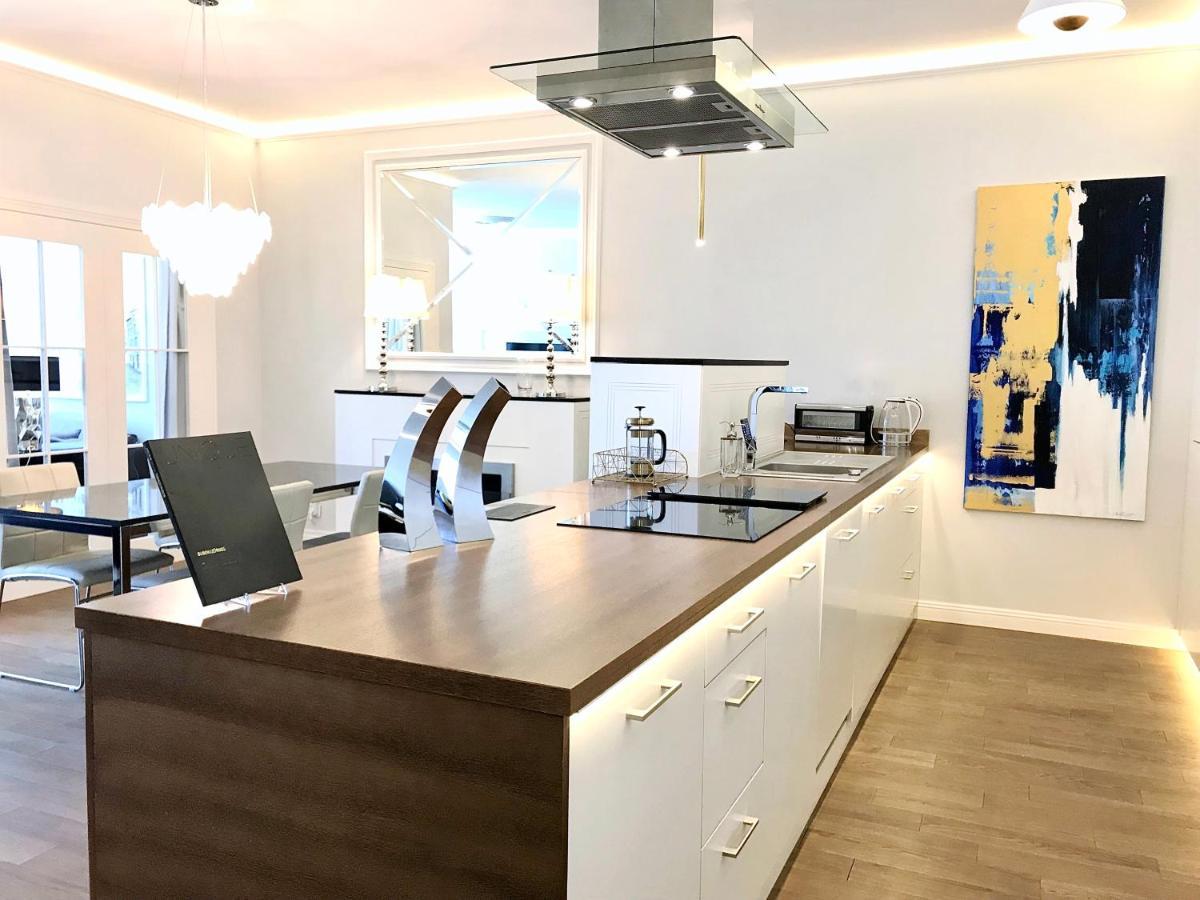 Luxury Apartments Mondrian Market Square III Варшава Екстер'єр фото