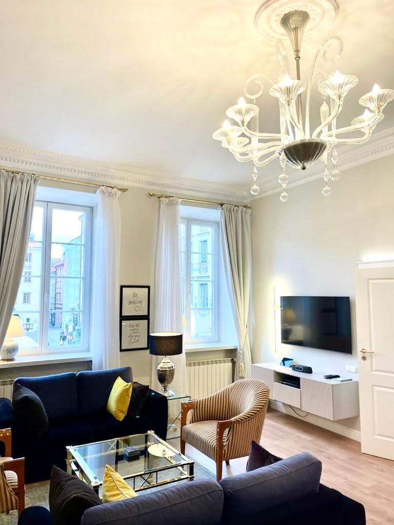 Luxury Apartments Mondrian Market Square III Варшава Номер фото
