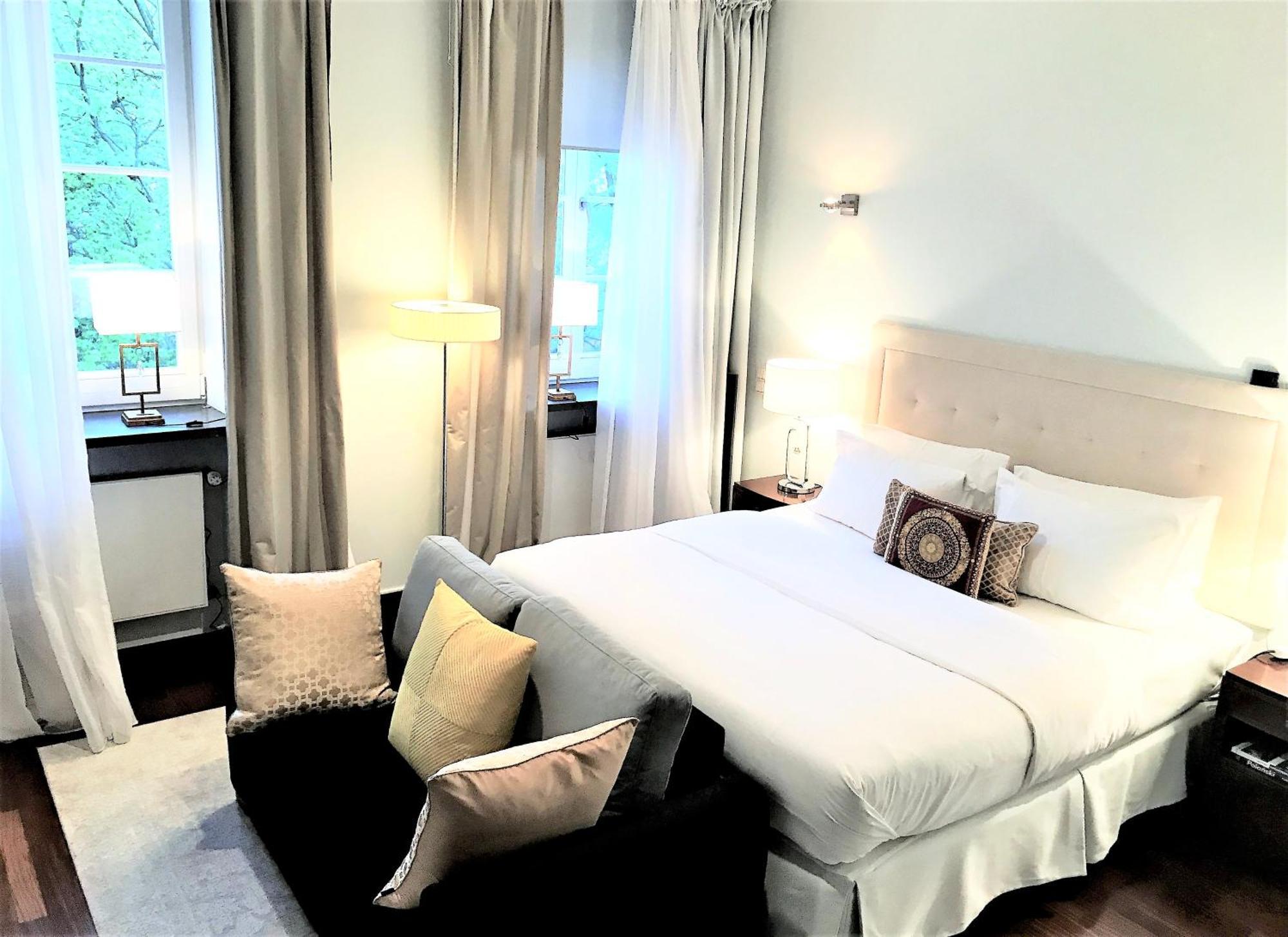 Luxury Apartments Mondrian Market Square III Варшава Номер фото