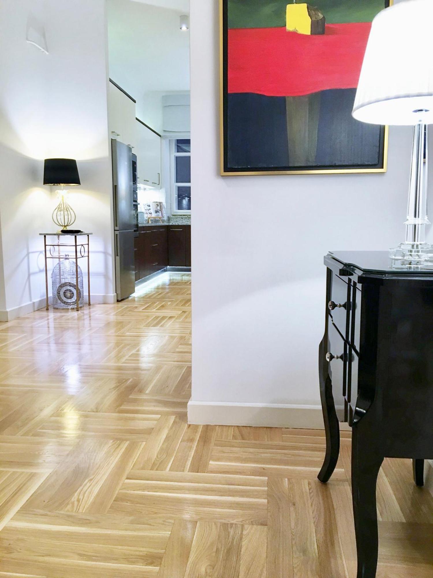 Luxury Apartments Mondrian Market Square III Варшава Номер фото