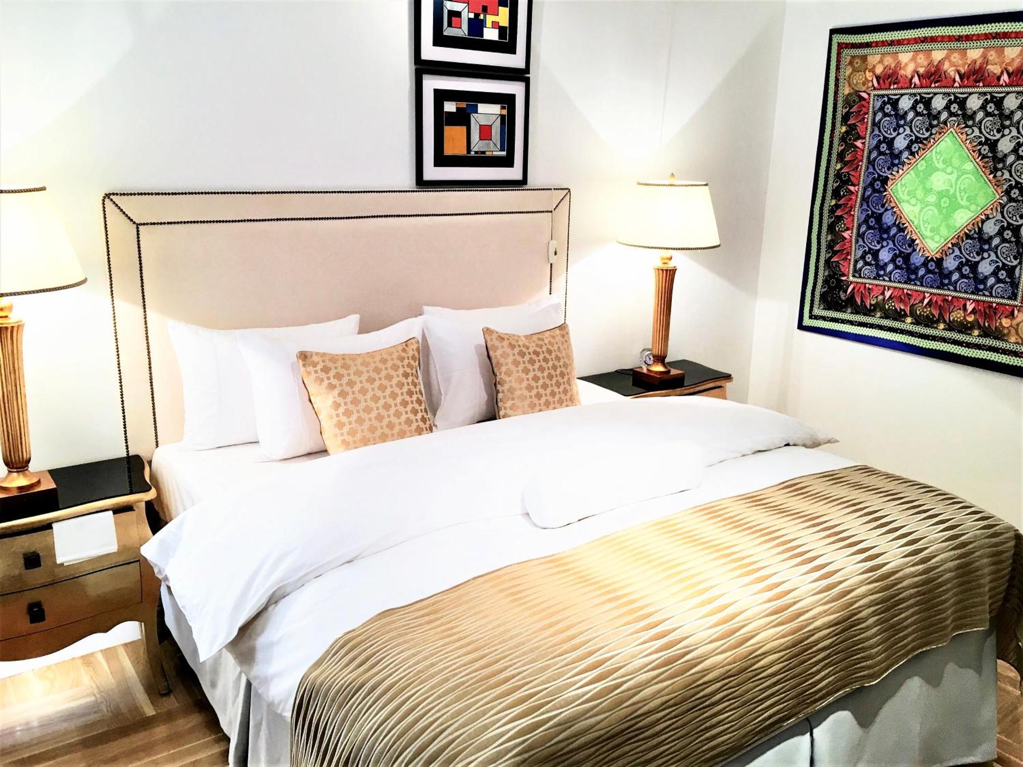 Luxury Apartments Mondrian Market Square III Варшава Номер фото